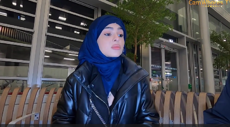 Hijab girl Nadja bbcs